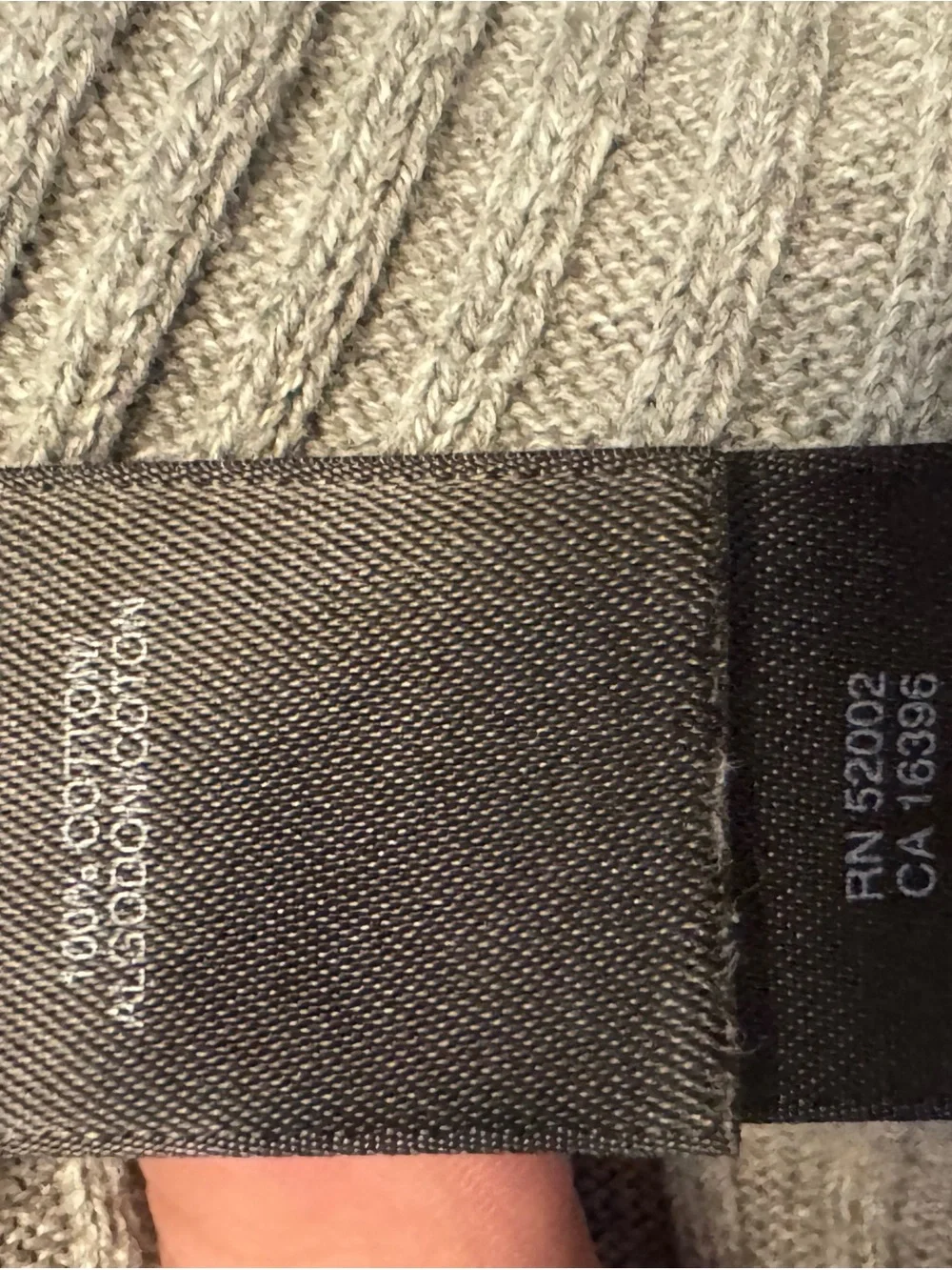 Sweater bundle - Picture 3 of 12